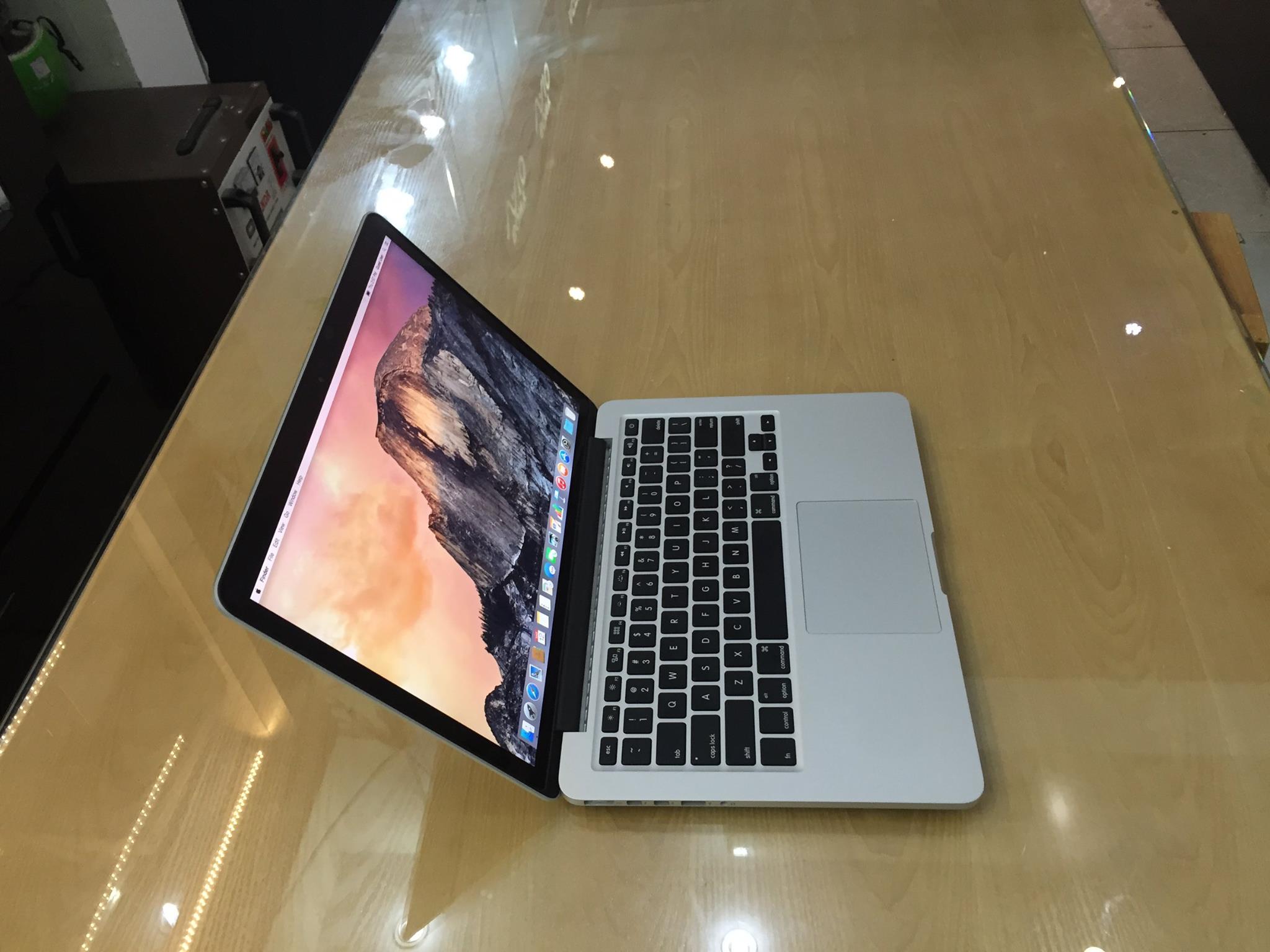MacBook Pro Retina MF839 2015_3.jpg